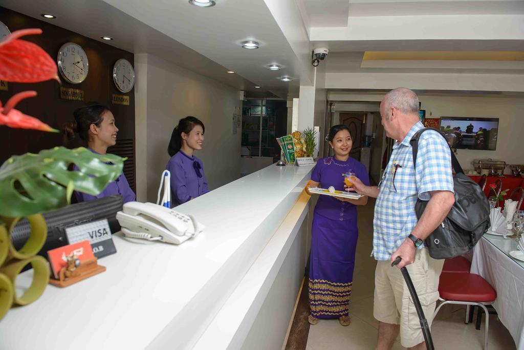 High Five Hotel Yangon Exterior photo