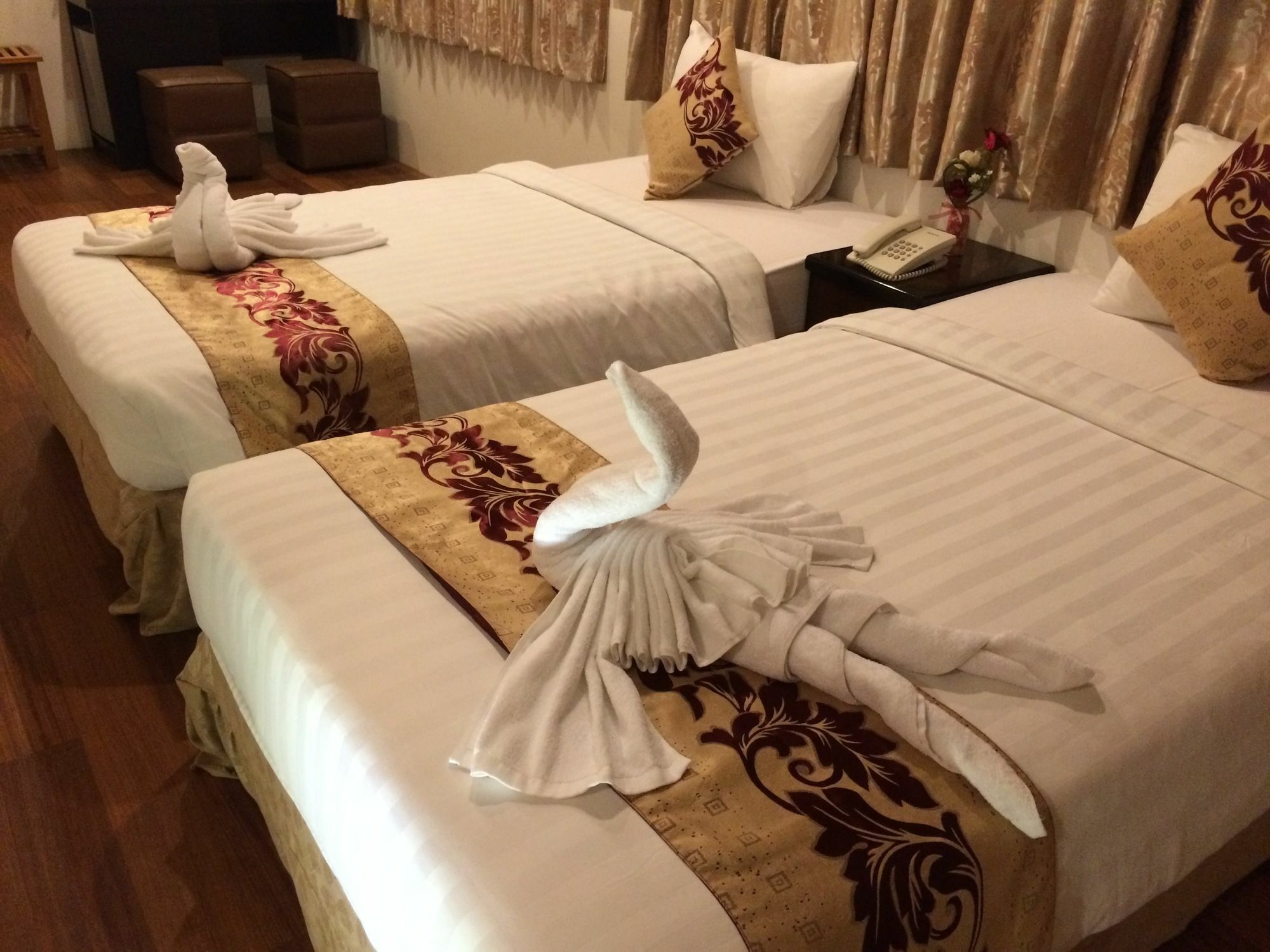 High Five Hotel Yangon Exterior photo